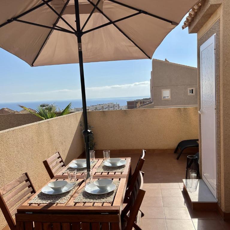 Casa Canarias en Alicante, playa y piscina - Two-Bedroom House - 31