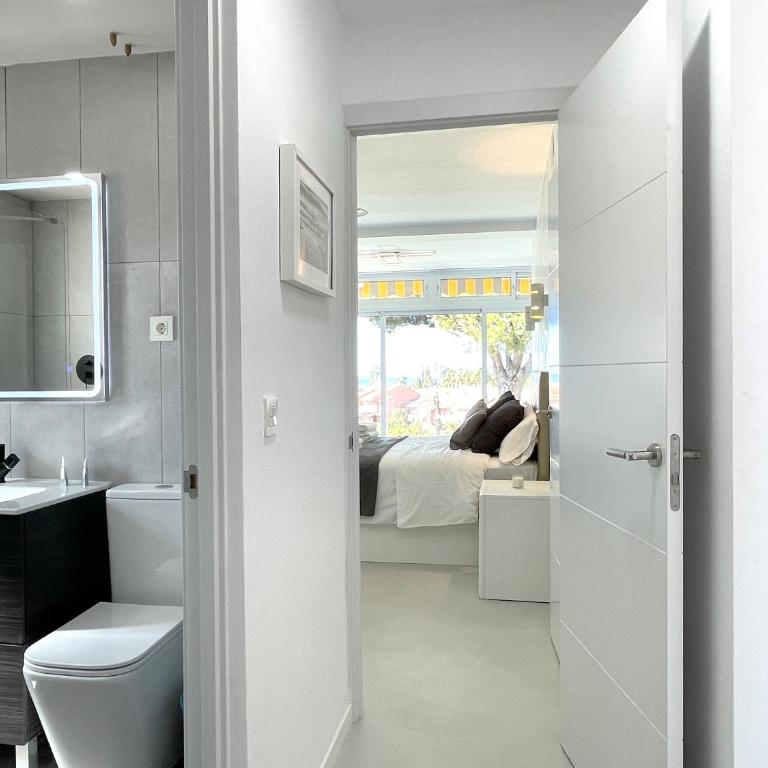WHITE DREAM Near the Sea 3bed by Solrentspain - Casa - 12