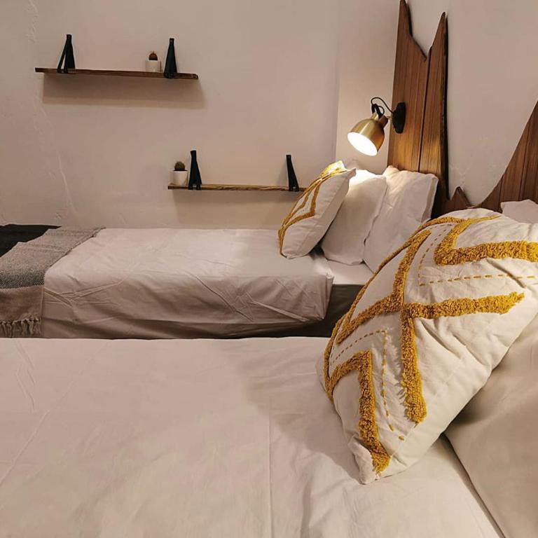 Casa de Koras - Deluxe King Room - 2