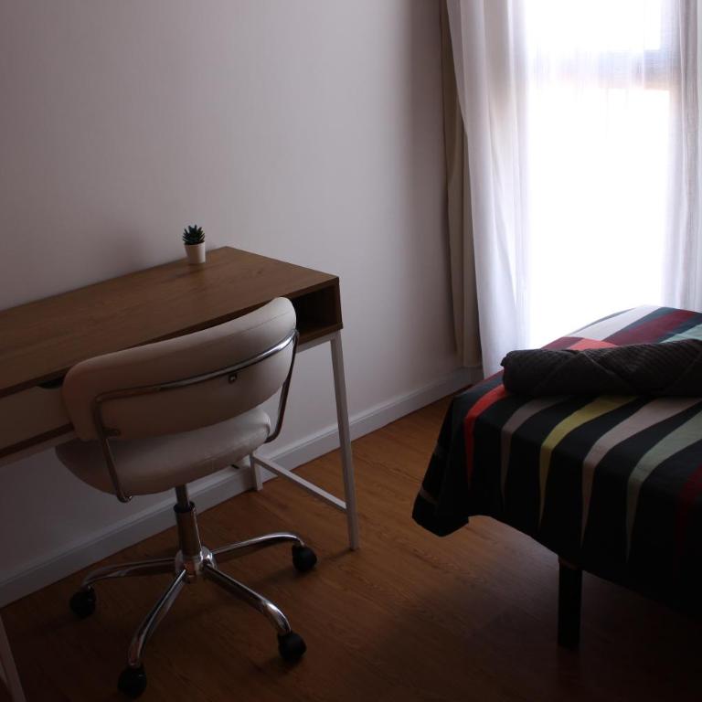 ROSET - Three-Bedroom House - 31