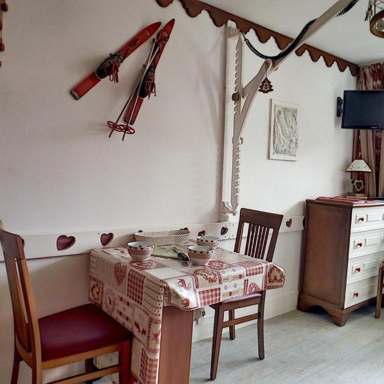 Studio lumineux au centre, balcon, 3 flocons Or - FR-1-344-930 - Studio - 9