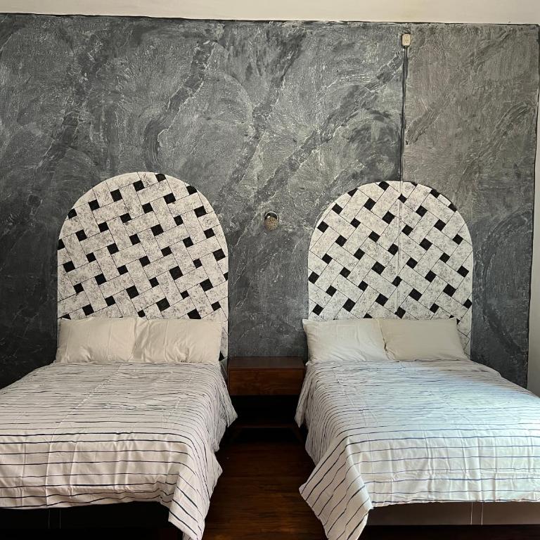 Catedral 304 - Twin Room with Balcony - 3