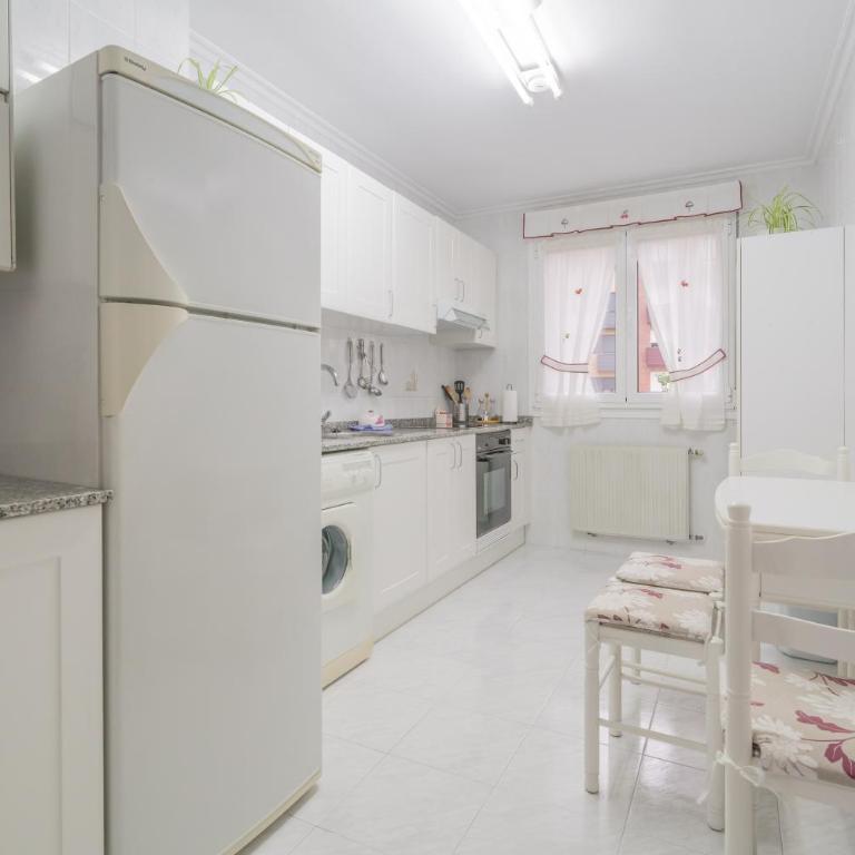 Luminoso y acogedor apartamento en GIJON - Apartamento de 1 dormitorio - 9