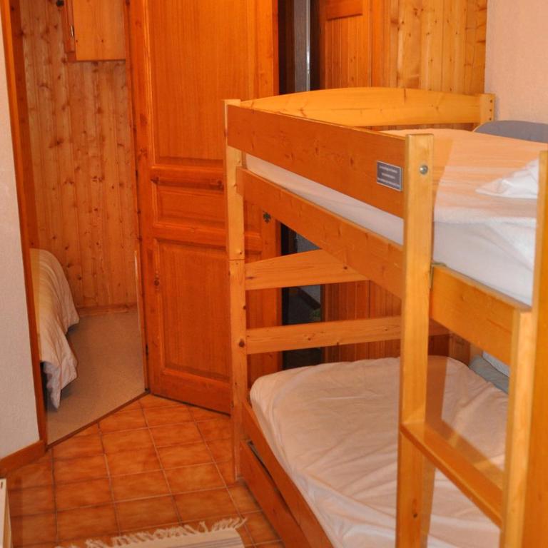 Charmant appartement à Petit-Châtel avec animaux admis - FR-1-693-15 - Apartment - 8