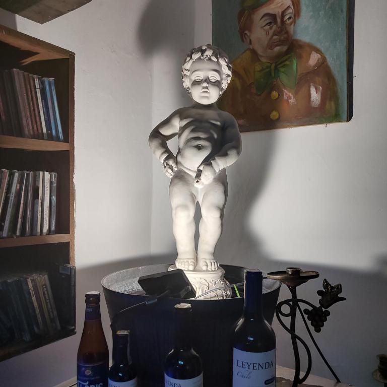 Casa Almarita - Hostal, Bar y Restaurante - Habitación Deluxe (2 adultos + 1 niño) - 1