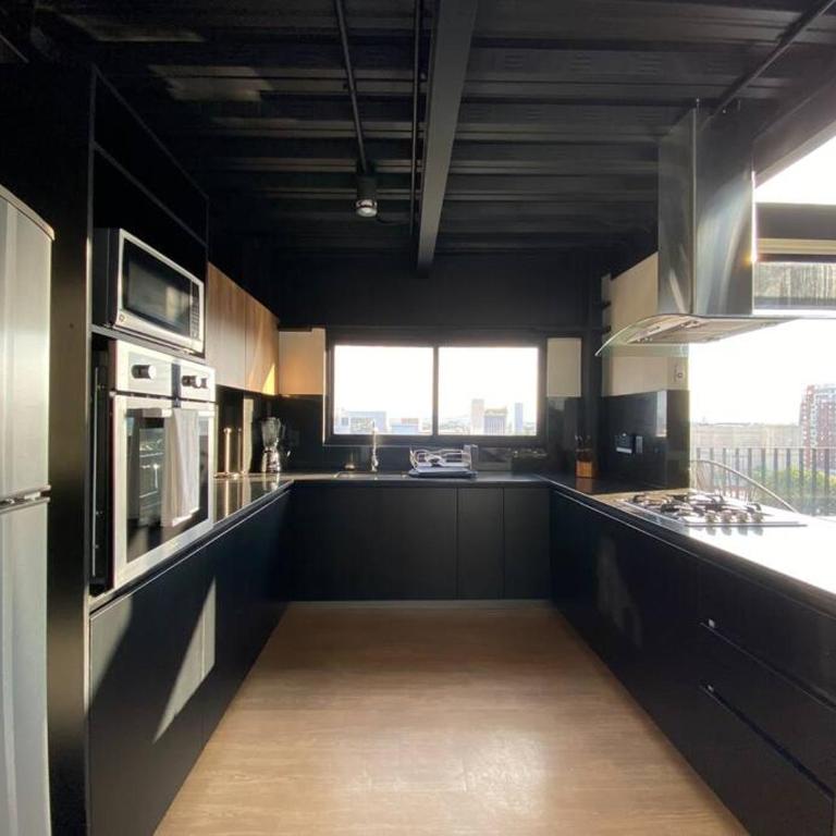 Loft Doble Altura Americana Piso 5 @serra - Apartamento de 1 dormitorio - 40