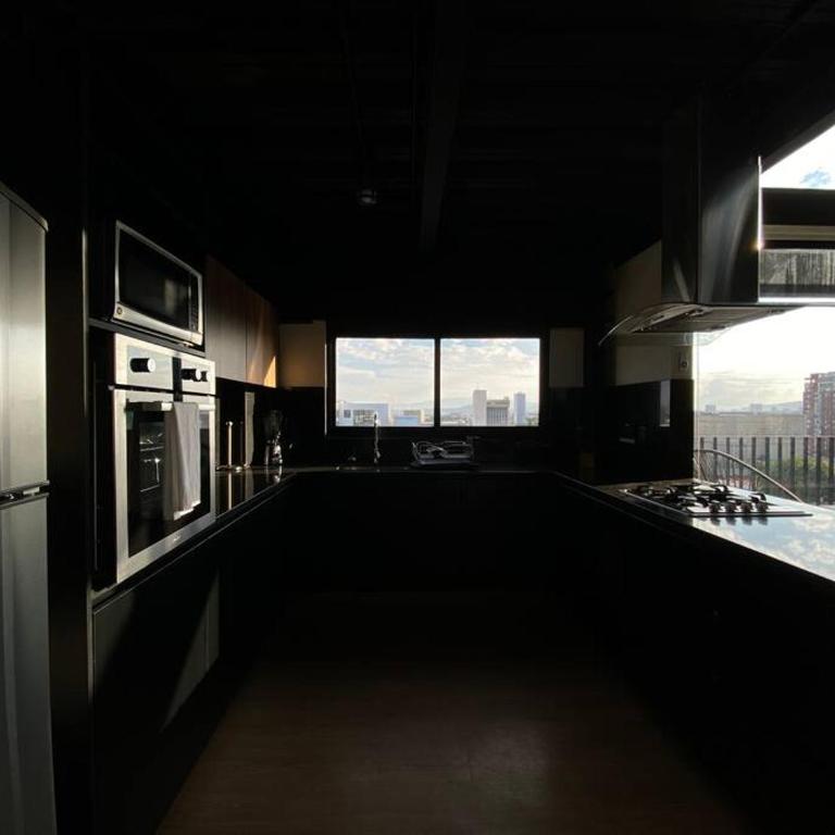 Loft Doble Altura Americana Piso 5 @serra - Apartamento de 1 dormitorio - 47