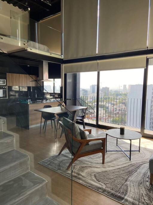 Loft Doble Altura Americana Piso 5 @serra - Apartamento de 1 dormitorio - 51