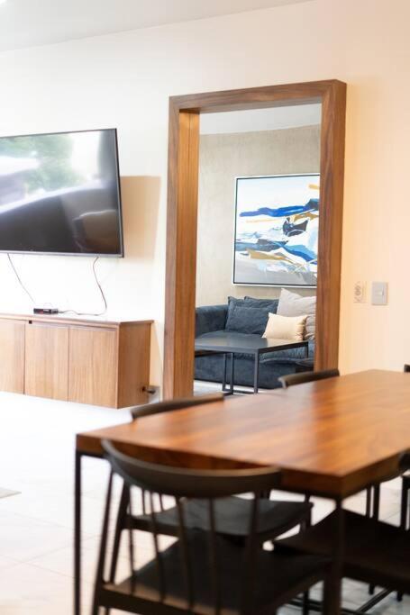 Best Location Americana @serra - Two-Bedroom Apartment - 14