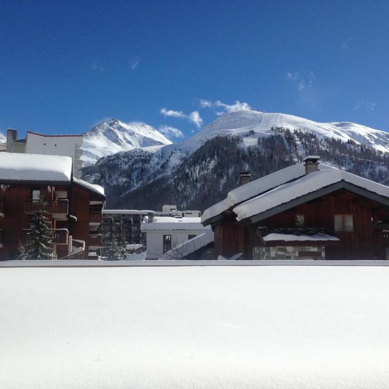 Cocon raffiné proche centre Val-d'Isère, résidence de standing, balcon Sud/Est, 5 pers. - Two-Bedroom Apartment - 14