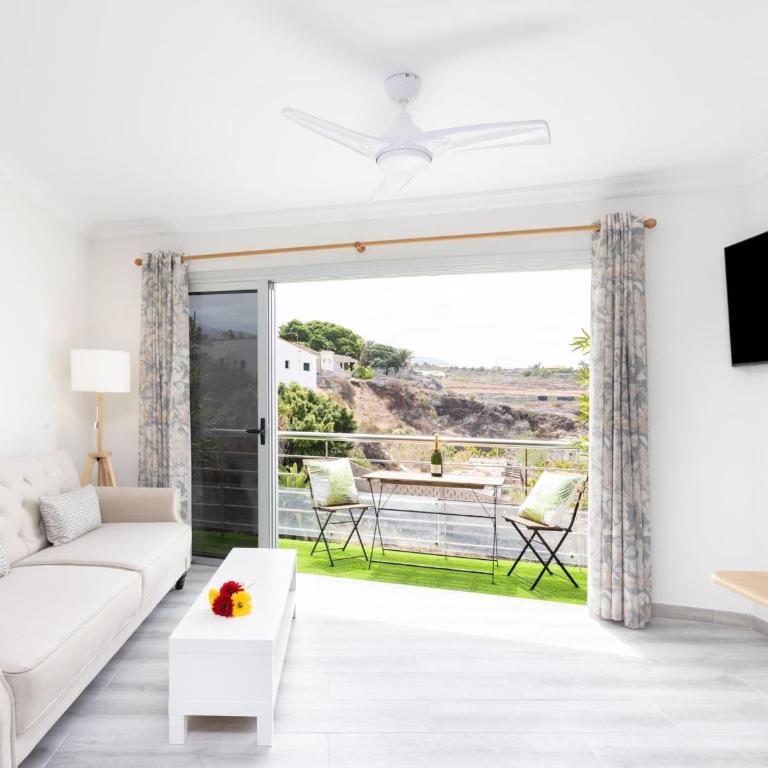 Moderno apartamento junto al mar con balcón, aparcamiento y Wi-Fi - ES-279-11 - Apartment - 9