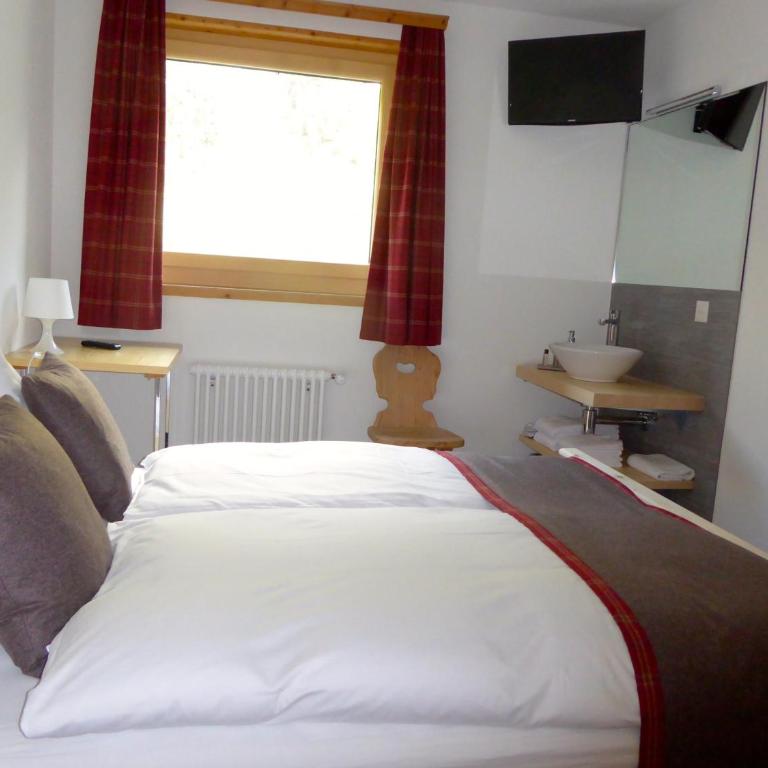 Hotel Roseg-Gletscher - Doppel-/Zweibettzimmer mit Panoramablick - 9