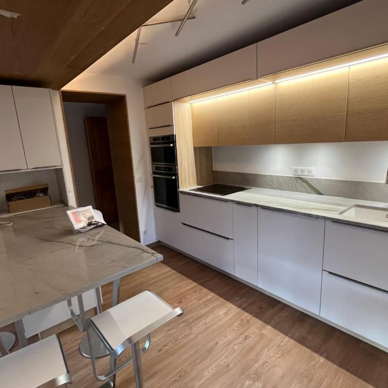 Renovated 6 pers Luxury Chalet in Meribel Centre 85m2 3BR 3BA with Mountain View and boots heater ! - Appartement 3 Chambres - 55