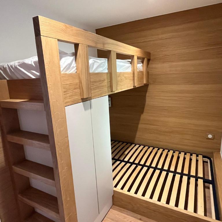 Renovated 6 pers Luxury Chalet in Meribel Centre 85m2 3BR 3BA with Mountain View and boots heater ! - Appartement 3 Chambres - 50