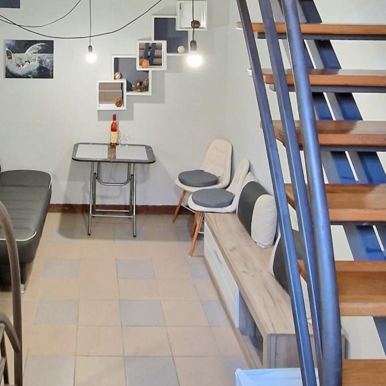 PashAnya - One-Bedroom Apartment - 4