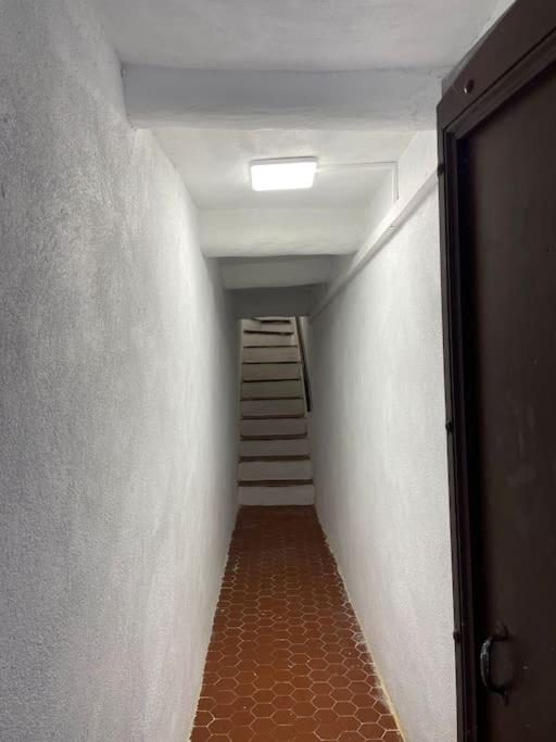 Antibes : Beau studio en plein centre ville - Appartement 1 Chambre - 6