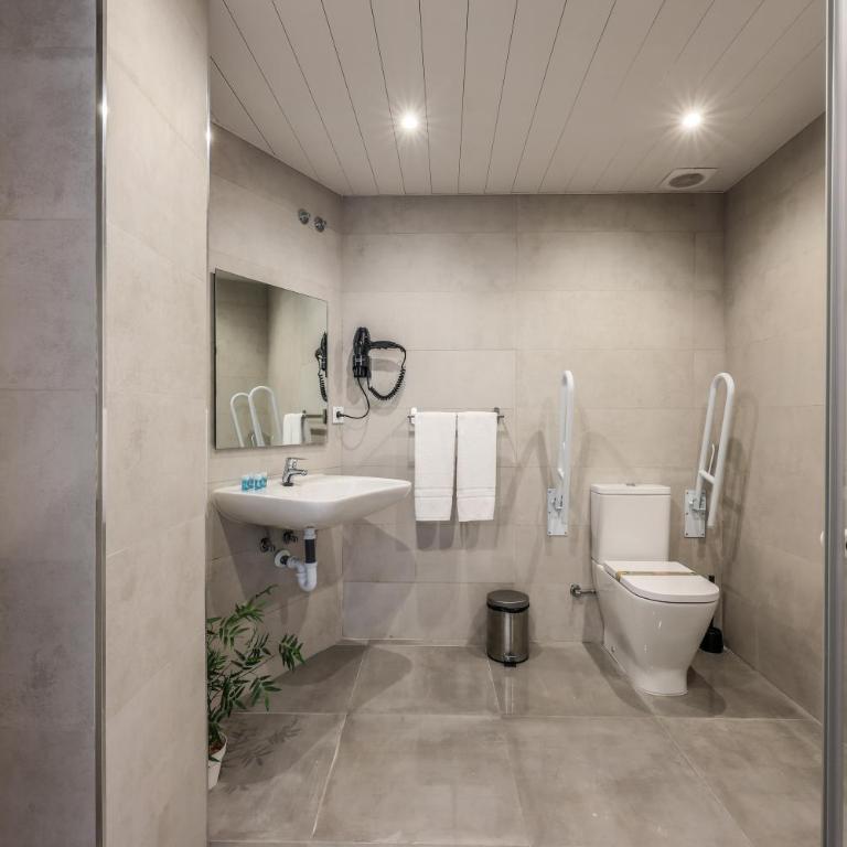 AmazINN Madrid Chamberi - Deluxe Single Room - 11