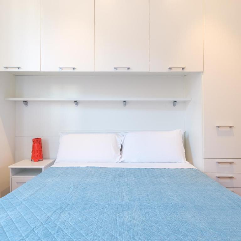 Irnerio 39 by Studio Vita - Three-Bedroom Apartment - 23