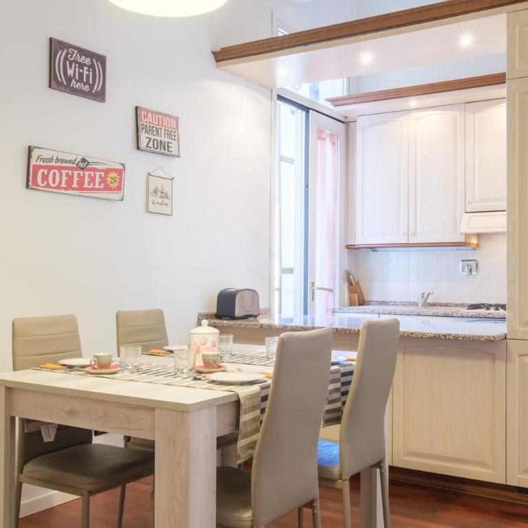 Irnerio 39 by Studio Vita - Three-Bedroom Apartment - 2