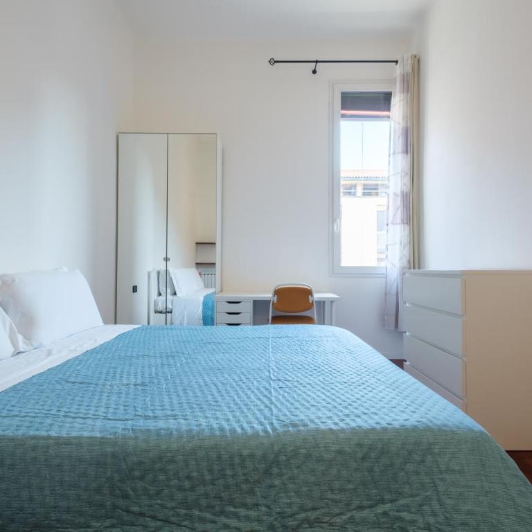 Irnerio 39 by Studio Vita - Three-Bedroom Apartment - 33
