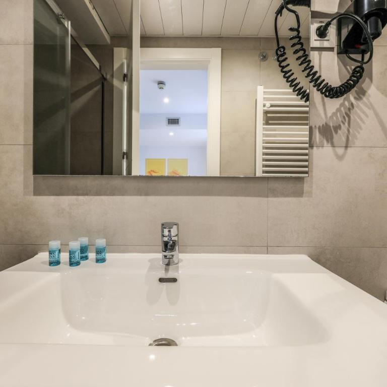 AmazINN Madrid Chamberi - Double Room - 7