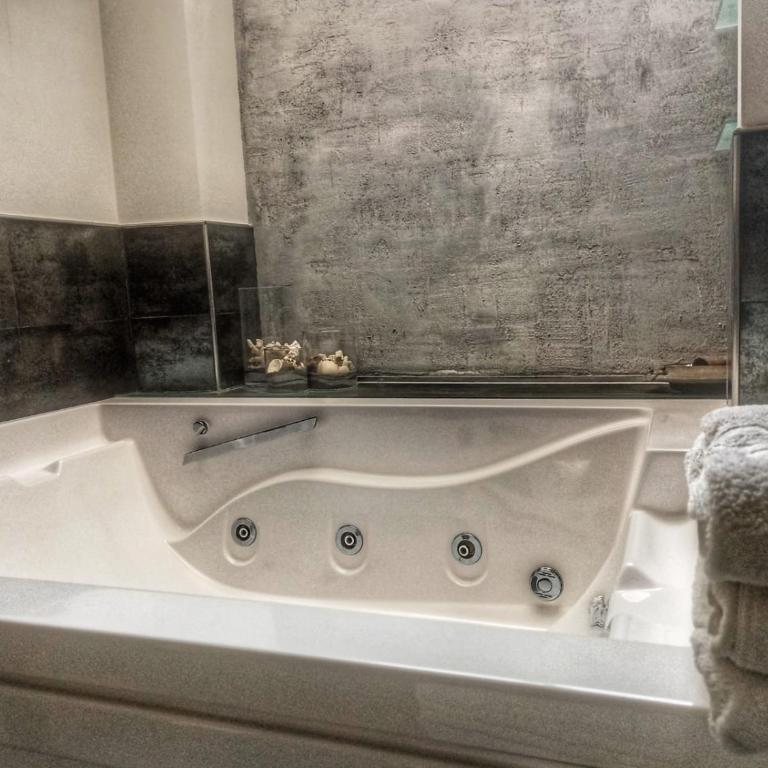 Loft House - Deluxe Room - 22