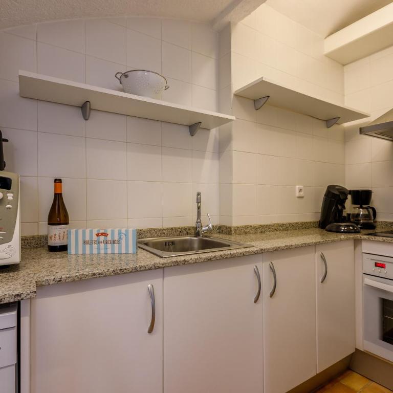 Lets Holidays COZY HOUSE in the CENTER of TOWN - Casa de 3 dormitorios - 11