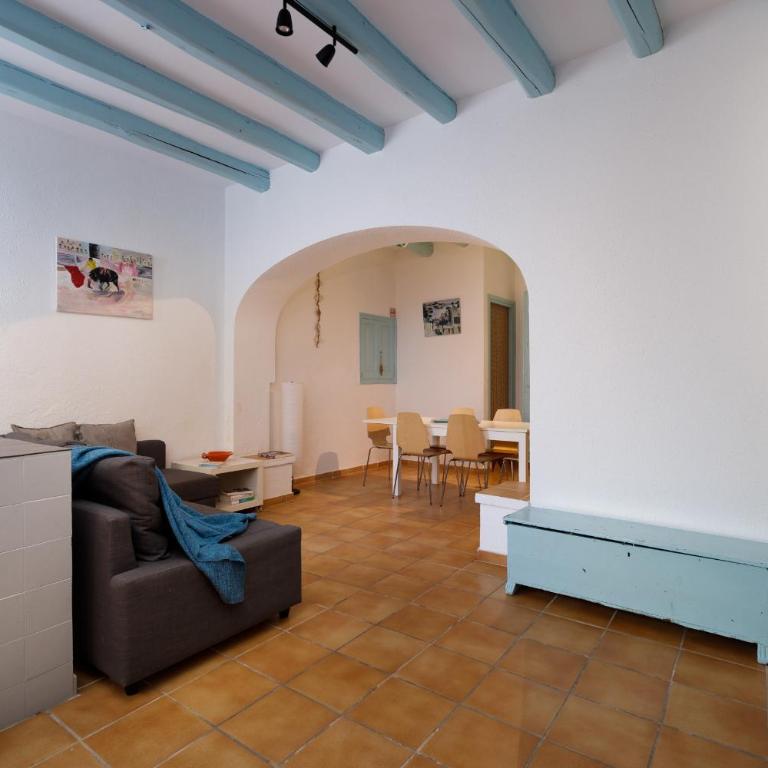 Lets Holidays COZY HOUSE in the CENTER of TOWN - Casa de 3 dormitorios - 2