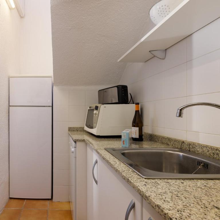 Lets Holidays COZY HOUSE in the CENTER of TOWN - Casa de 3 dormitorios - 12
