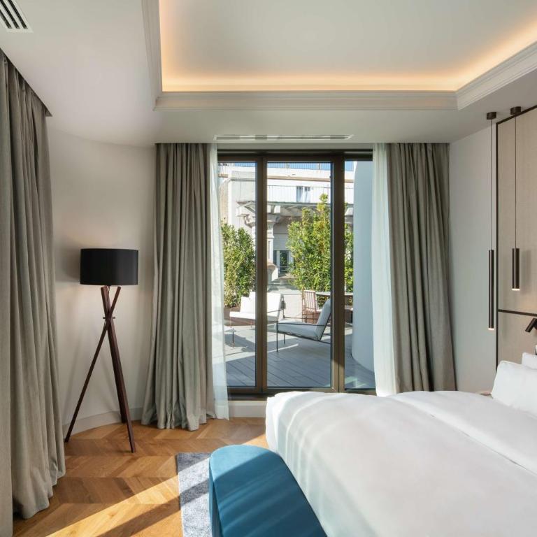 Radisson Collection Hotel, Magdalena Plaza Sevilla - Junior Suite con bañera de hidromasaje y terraza - 1