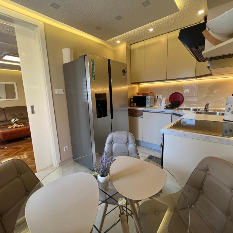 Apartments Lux BY BEN&CO - One-Bedroom Apartment - 12