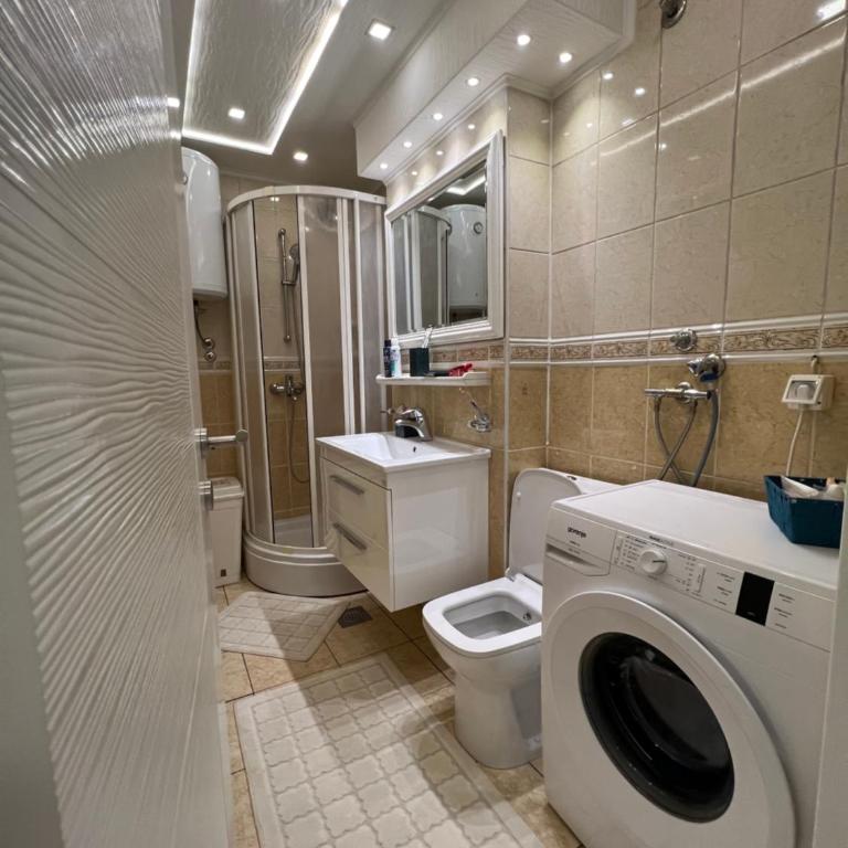 Apartments Lux BY BEN&CO - One-Bedroom Apartment - 4