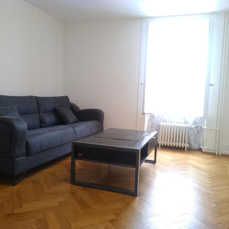 Charming flat center and near the lake - Chambre Familiale avec Salle de Bains - 8