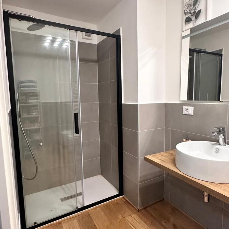 Centro Storico Caruggi 2min Acquario Pellicceria Superior Loft Palazzo Rolli - One-Bedroom Apartment - 5