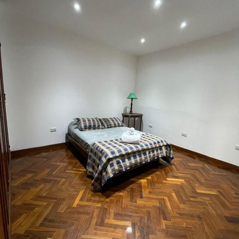 DEPARTAMENTO CASEROS, EXCELENTE UBICACION.- - One-Bedroom Apartment - 3