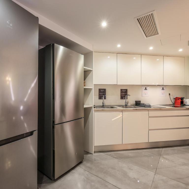 AmazINN Places Blasco de Garay 113 - Economy Quadruple Room - 12