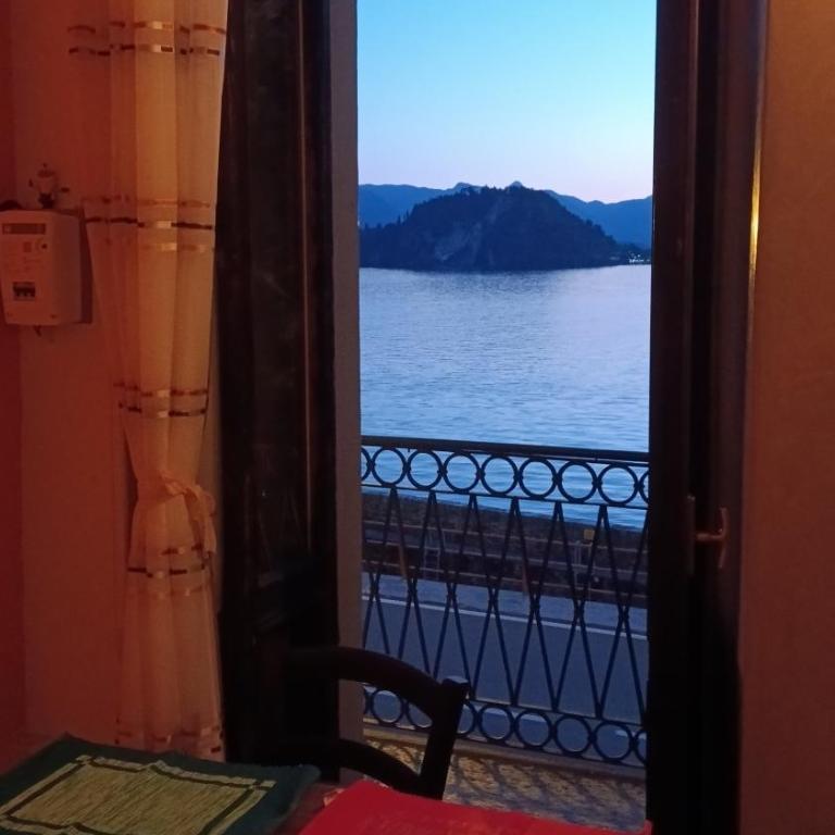 Namaste apartment Fiumelatte-lake view - One-Bedroom Apartment - 23