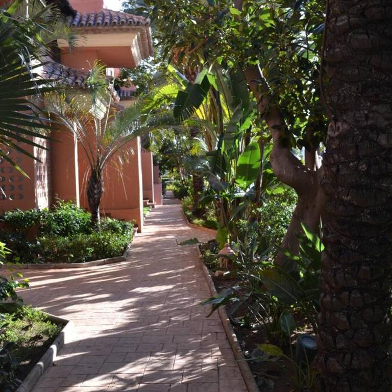 Beautiful duplex penthouse near Puerto Banus - Apartamento Dúplex - 16
