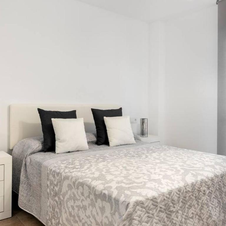 Nice 3 Bedroom Apartment, next to the beach, with pool - Apartamento de 3 dormitorios - 17