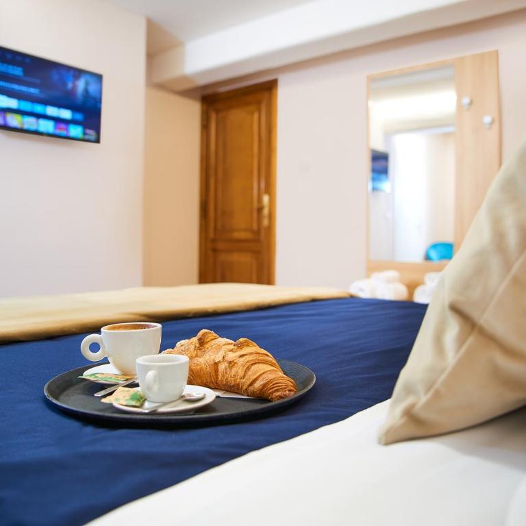 Firenze Rooms Cathedral B&B - Double Room with Private Bathroom - 1