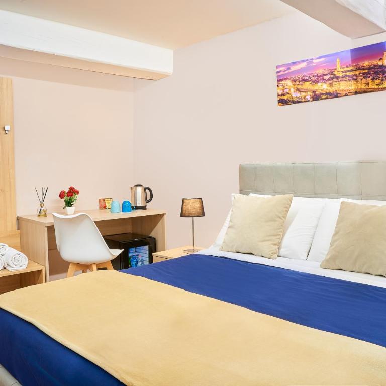 Firenze Rooms Cathedral B&B - Double Room with Private Bathroom - 3