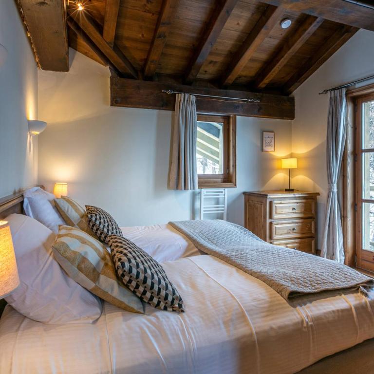 Appartement de luxe avec piscine, parking et WIFI à Val-d'Isère - FR-1-694-109 - Appartement - 4