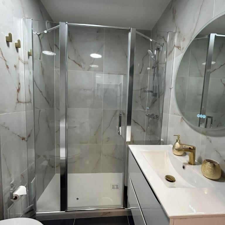 Petite France Apartment Strasbourg - One-Bedroom Apartment - 18