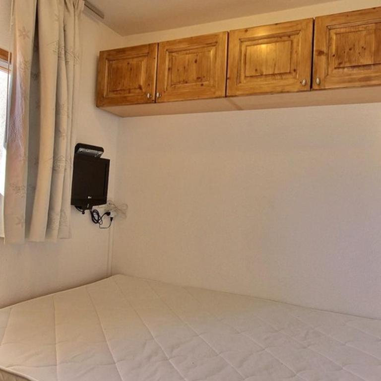 Appartement rénové pour 4 au pied des pistes avec balcon - One-Bedroom Apartment - 4