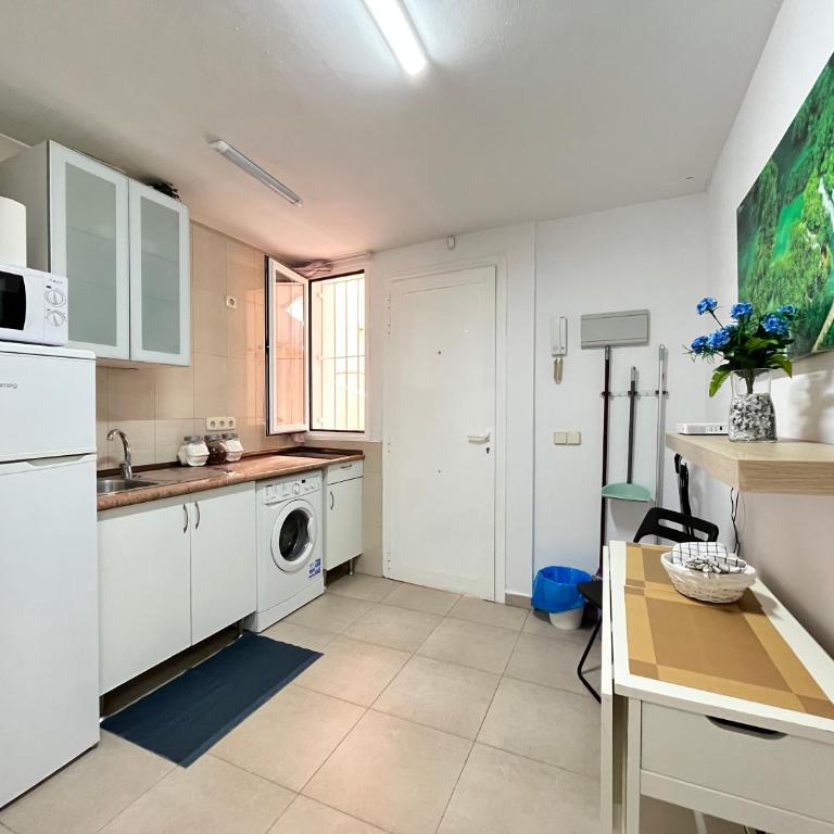 Estudio Acogedor Amparo Temporal - One-Bedroom Apartment - 5
