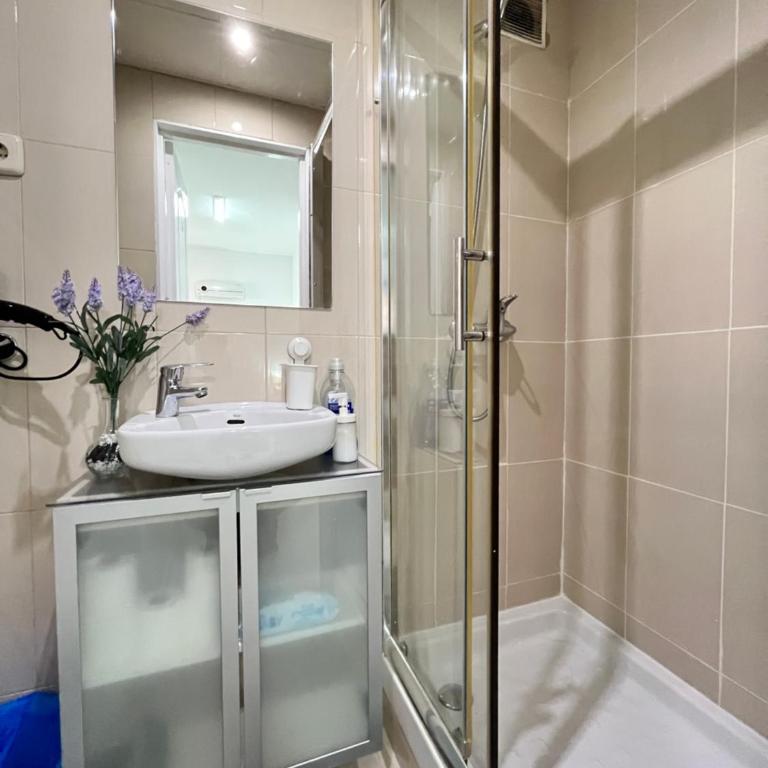 Estudio Acogedor Amparo Temporal - One-Bedroom Apartment - 6