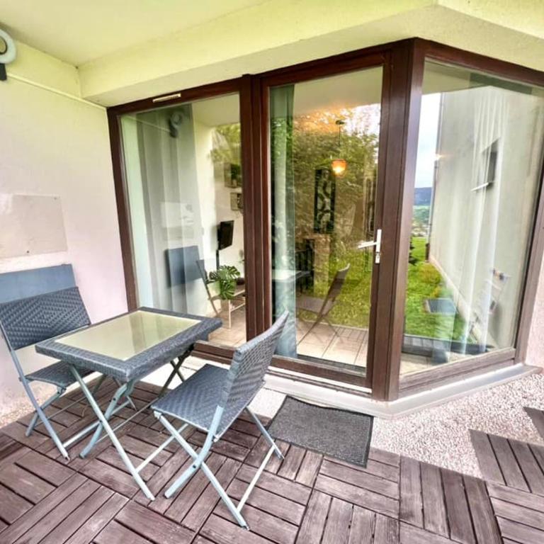 Joli studio cosy, vue magnifique et terrasse privée - Appartement 1 Chambre - 1