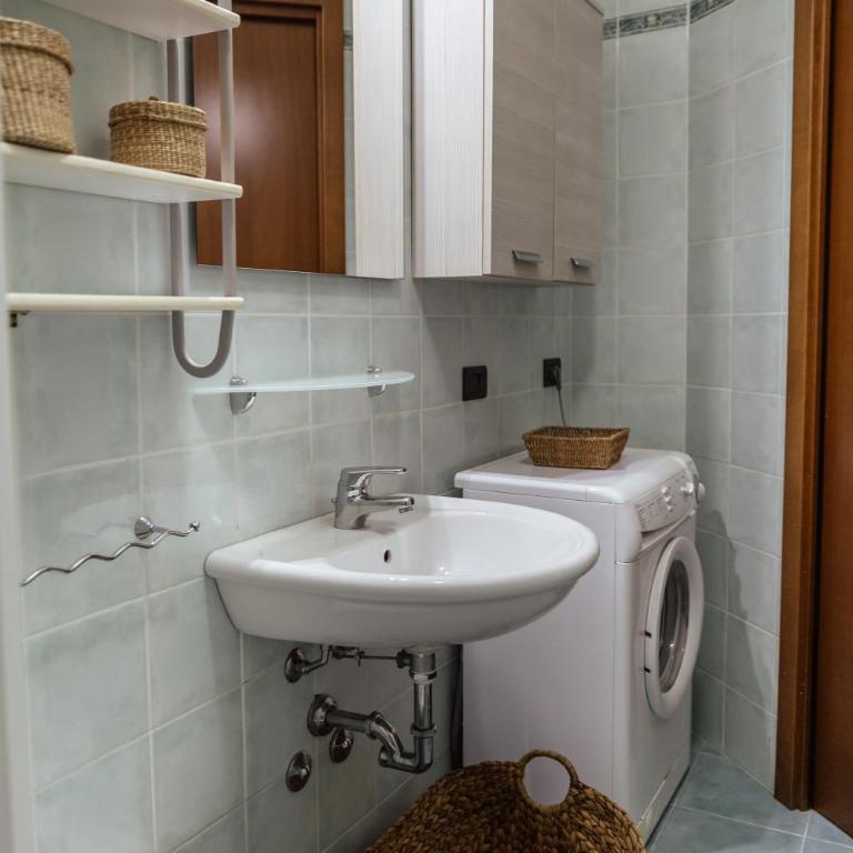 la "PERLA", con vista sul Lago di Garda - Appartamento con 2 Camere da Letto - 10