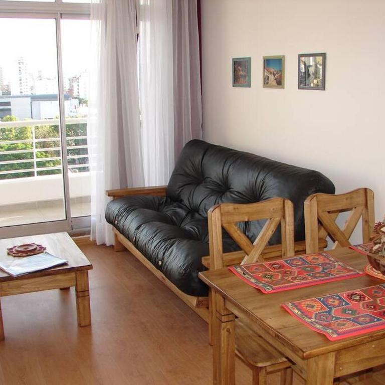 Apartamento para 2 personas moderno, balcon a la calle - One-Bedroom Apartment - 10