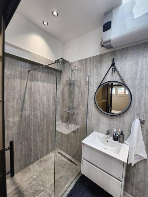 Maksuzija - Apartman sa 1 Spavaćom Sobom - 3
